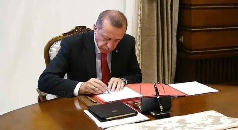 Cumhurbaşkanı Erdoğan, maden faciası sonrası Enerji ve Tabii Kaynaklar Bakanlığı'ndan 5 ismi görevden aldı